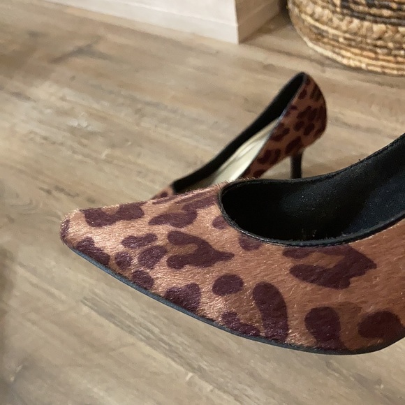 Cheetah print high heels - Picture 3 of 3